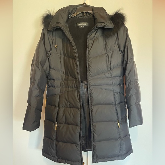 Beautiful Ellen Tracy Genuine Fur Trim Down Puffer Coat - Picture 2 of 8